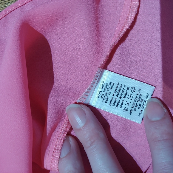 NWOT Pink Note Top with Lace Cap Sleeves - Picture 4 of 5